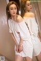 TouTiao 2018-01-23: Model Shen Mei Yan (申 美 嫣) (19 photos)